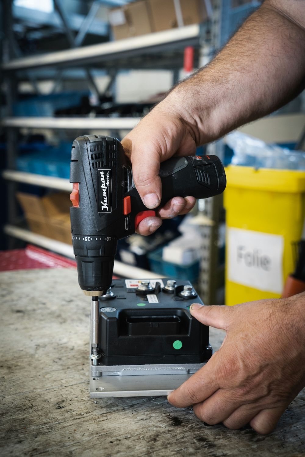 Hersteller Elektroinstallationstechnik Projekt